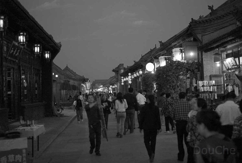 L1002682_BW.jpg